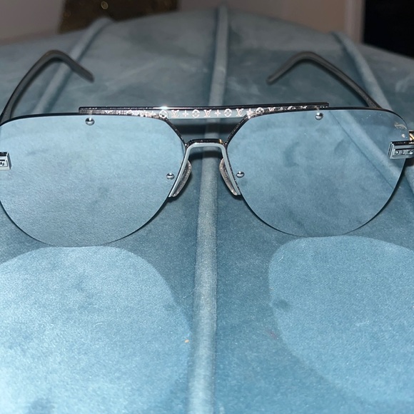 Louis Vuitton brand new glasses